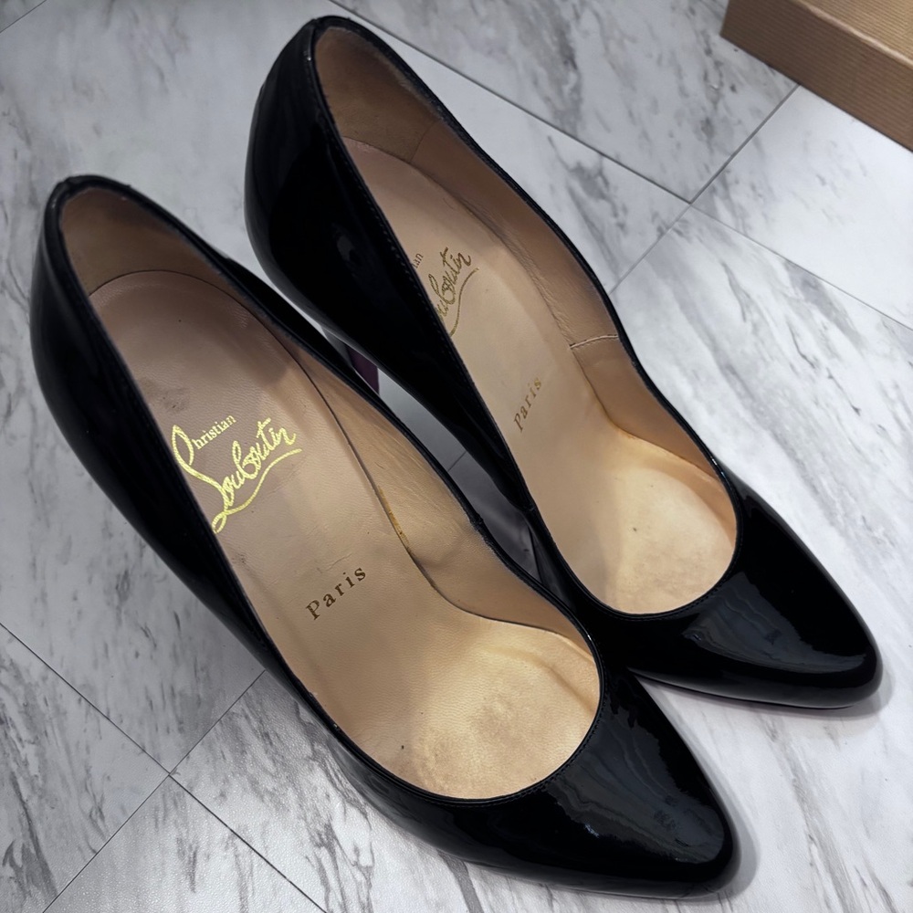 Christian Louboutin Red bottom black heels with box Size: 9 - Picture 12 of 13